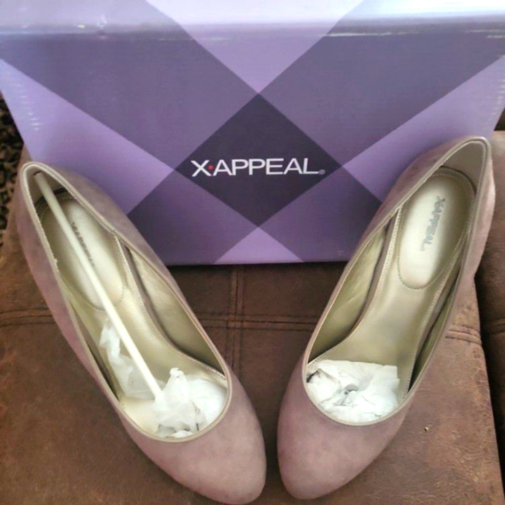 High heel shoes